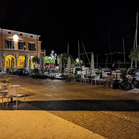 Rosa Apartament Gargnano